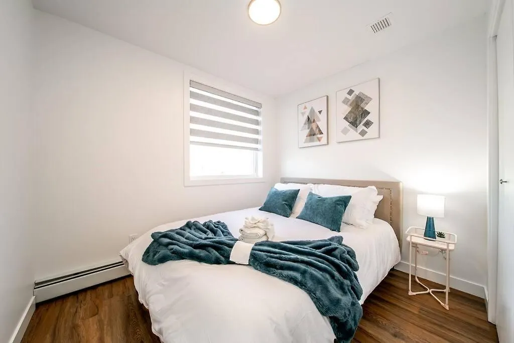 Apartment Exotic,Lush,Rainforest,Cr,Suite,King,U/G,Wifi Edmonton