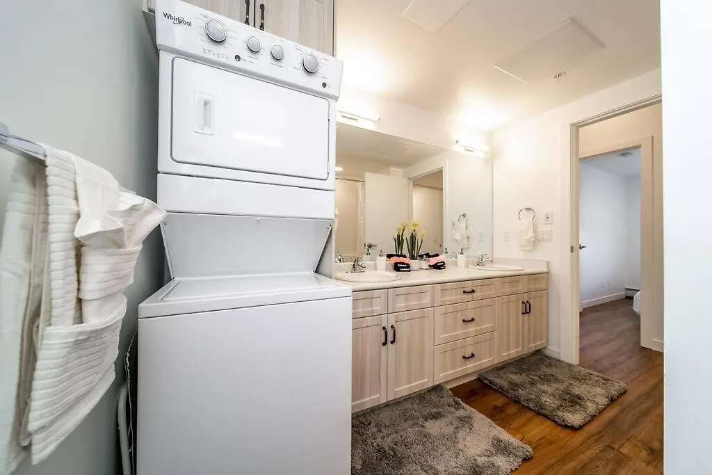 Exotic,Lush,Rainforest,Cr,Suite,King,U/G,Wifi Edmonton Appartement